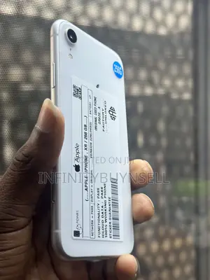 Apple iPhone XR 256 GB White