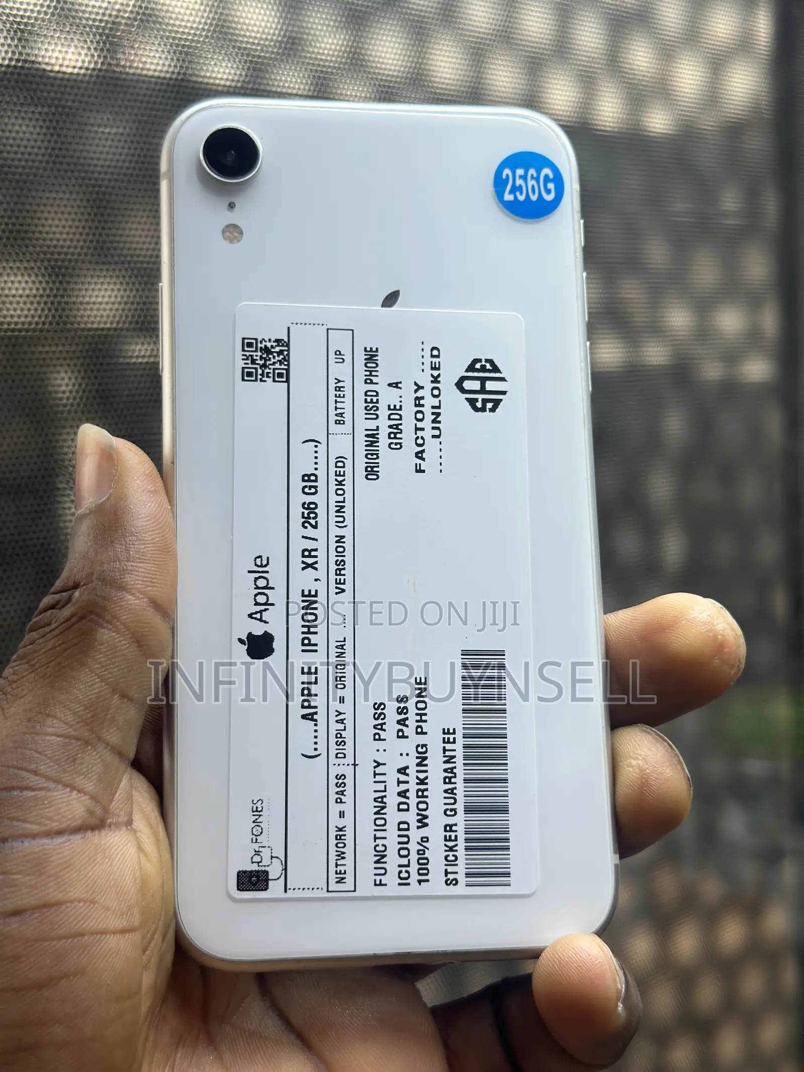 Apple iPhone XR 256 GB White