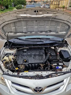 Toyota Corolla 2013 Silver
