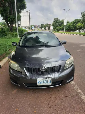 Toyota Corolla 2010 Gray