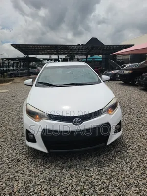 Toyota Corolla LE Eco 4dr Sedan (1.8L 4cyl CVT) 2016 White