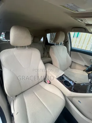 Toyota Venza 2010 White