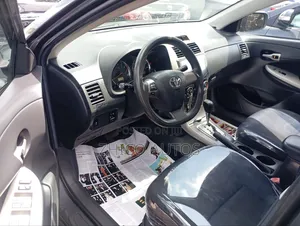 Toyota Corolla S 4dr Sedan (1.8L 4cyl 4A) 2012 Gray