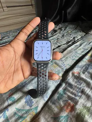 Apple Watch Series 8