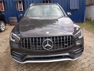 Mercedes-Benz GLC-Class 2022 Brown