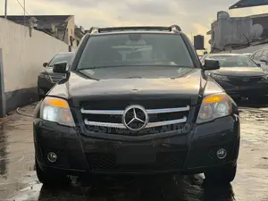 Mercedes-Benz GLK-Class 2011 Black