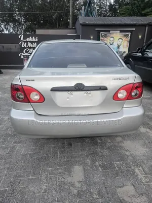 Toyota Corolla 1.4 C Limousine Luna 2005 Silver