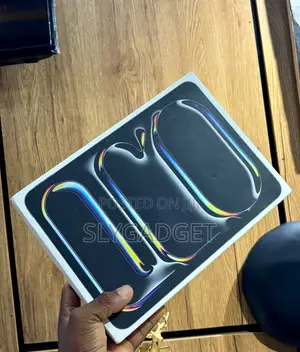 New Apple iPad Pro 13 (2025) 256 GB Gray