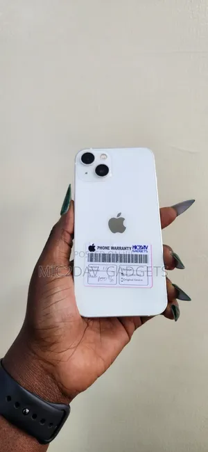 Apple iPhone 13 128 GB White
