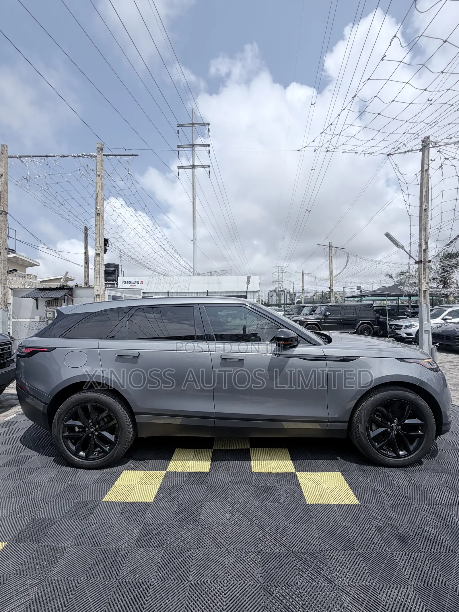 Land Rover Range Rover Velar P250 Dynamic SE 2025 Gray