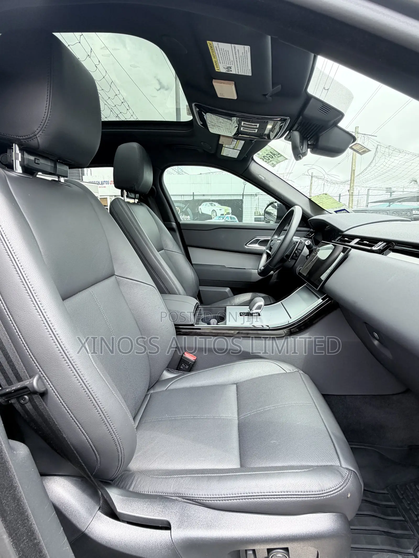 Land Rover Range Rover Velar P250 Dynamic SE 2025 Gray