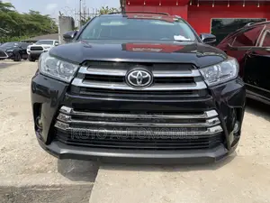 Toyota Highlander Limited Platinum 4x4 V6 (3.5L 6cyl 8A) 2017 Black