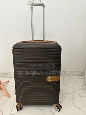 Extra Large IT Luggage Black Gold Travel Suitcase