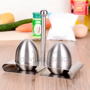Stainless Steel Quality Egg Shaped Salt Pepper Shaker.