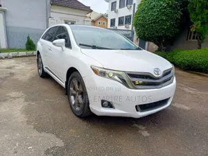 Toyota Venza 2012 White
