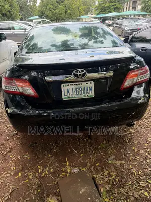 Toyota Camry LE 4dr Sedan (2.4L 4cyl 5A) 2009 Black