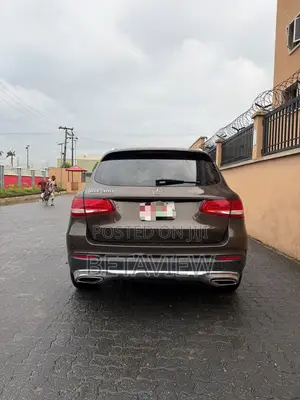 Mercedes-Benz GLC-Class 2016 Brown