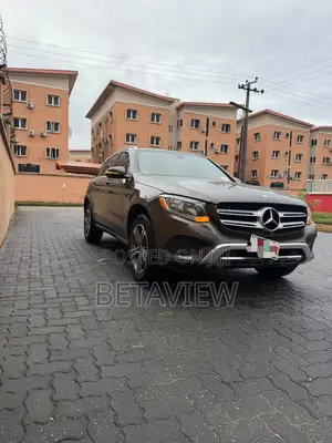 Mercedes-Benz GLC-Class 2016 Brown