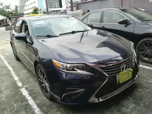 Lexus ES 2017 Blue