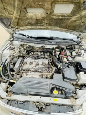 Mazda 323 1.6 2002 Silver