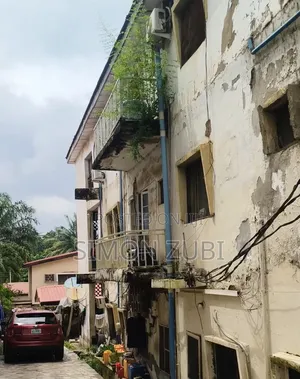 4bdrm Block of Flats in Wuse Zone 6 for sale