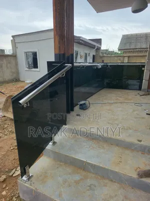 Frameless Balcony Glass