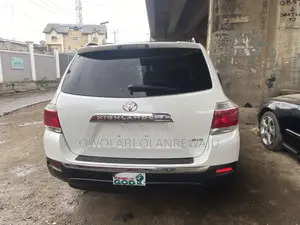 Toyota Highlander 2012 White