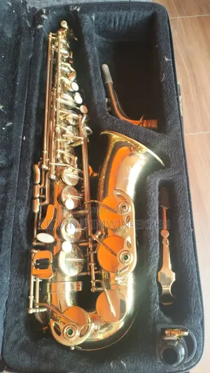 Yamaha Saxophone Gold