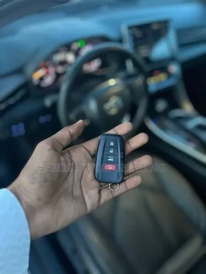Toyota Avalon 2021