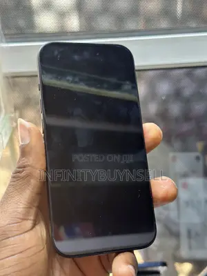 Apple iPhone 15 128 GB Black