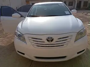 Toyota Camry 2.4 LE 2008 White