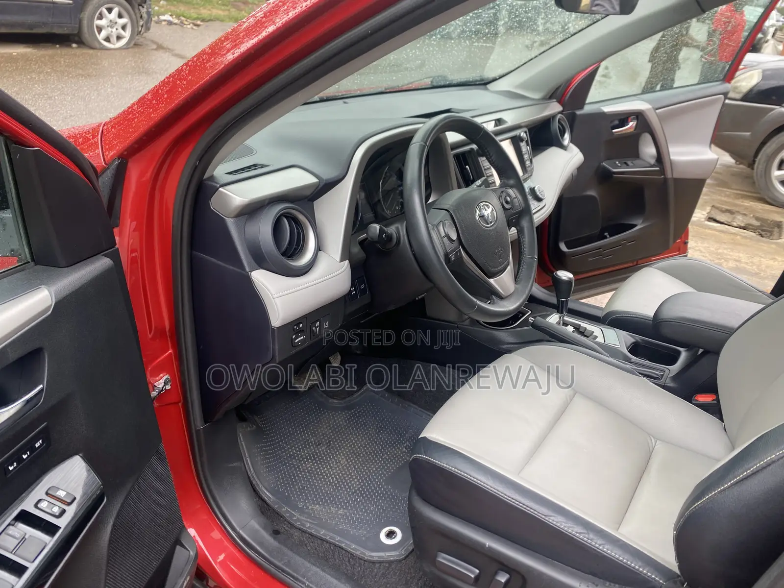 Toyota RAV4 2017 Red