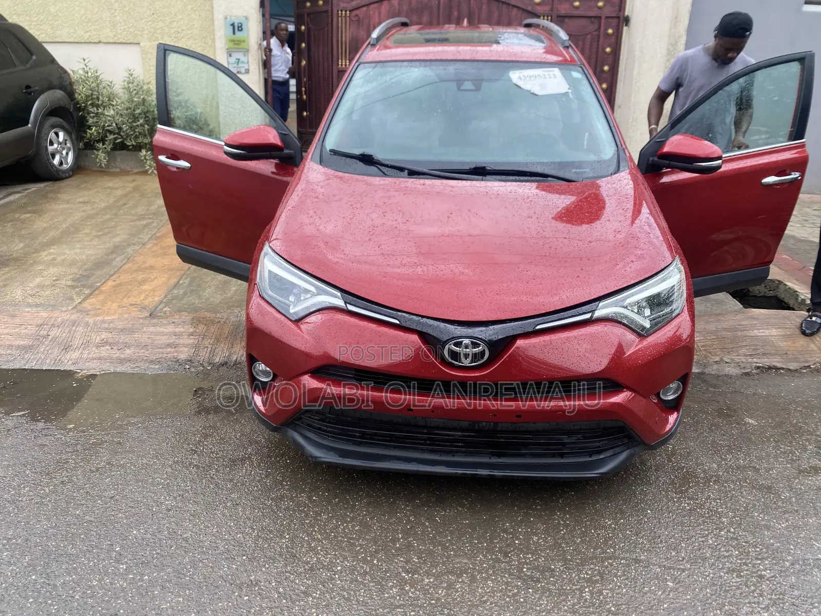 Toyota RAV4 2017 Red