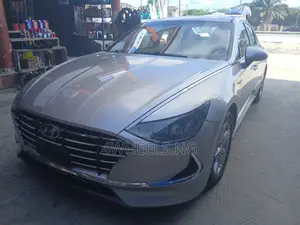 Hyundai Sonata SE 2021 Silver