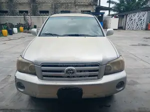 Toyota Highlander 2005 Silver