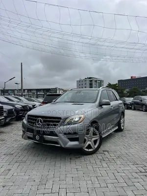 Mercedes-Benz M Class ML350 4MATIC 4dr SUV AWD (3.5L 6cyl 7A) 2014 Gray