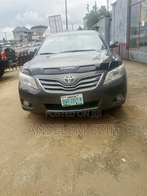 Toyota Camry 2011 Gray