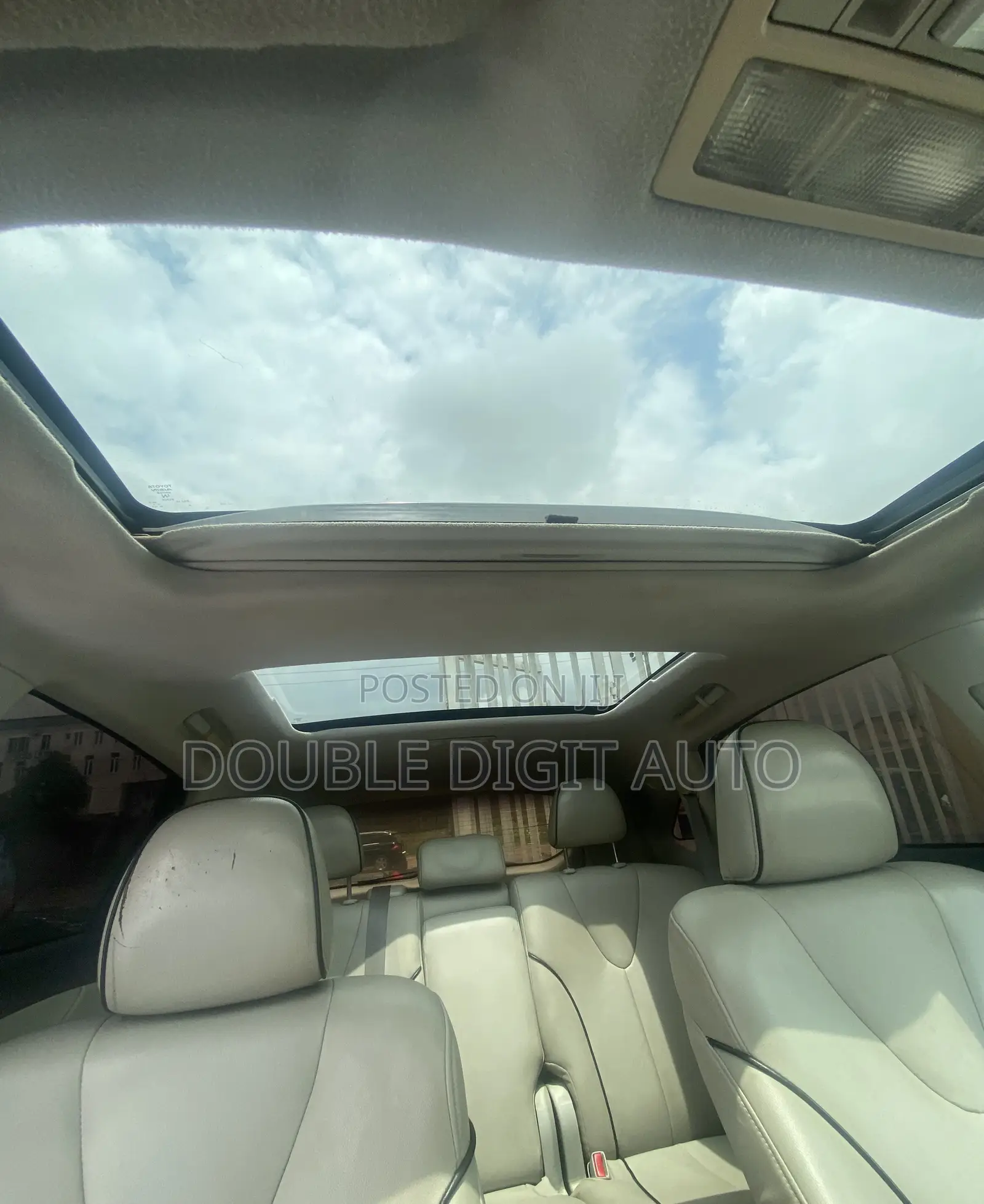 Toyota Venza 2010 Silver