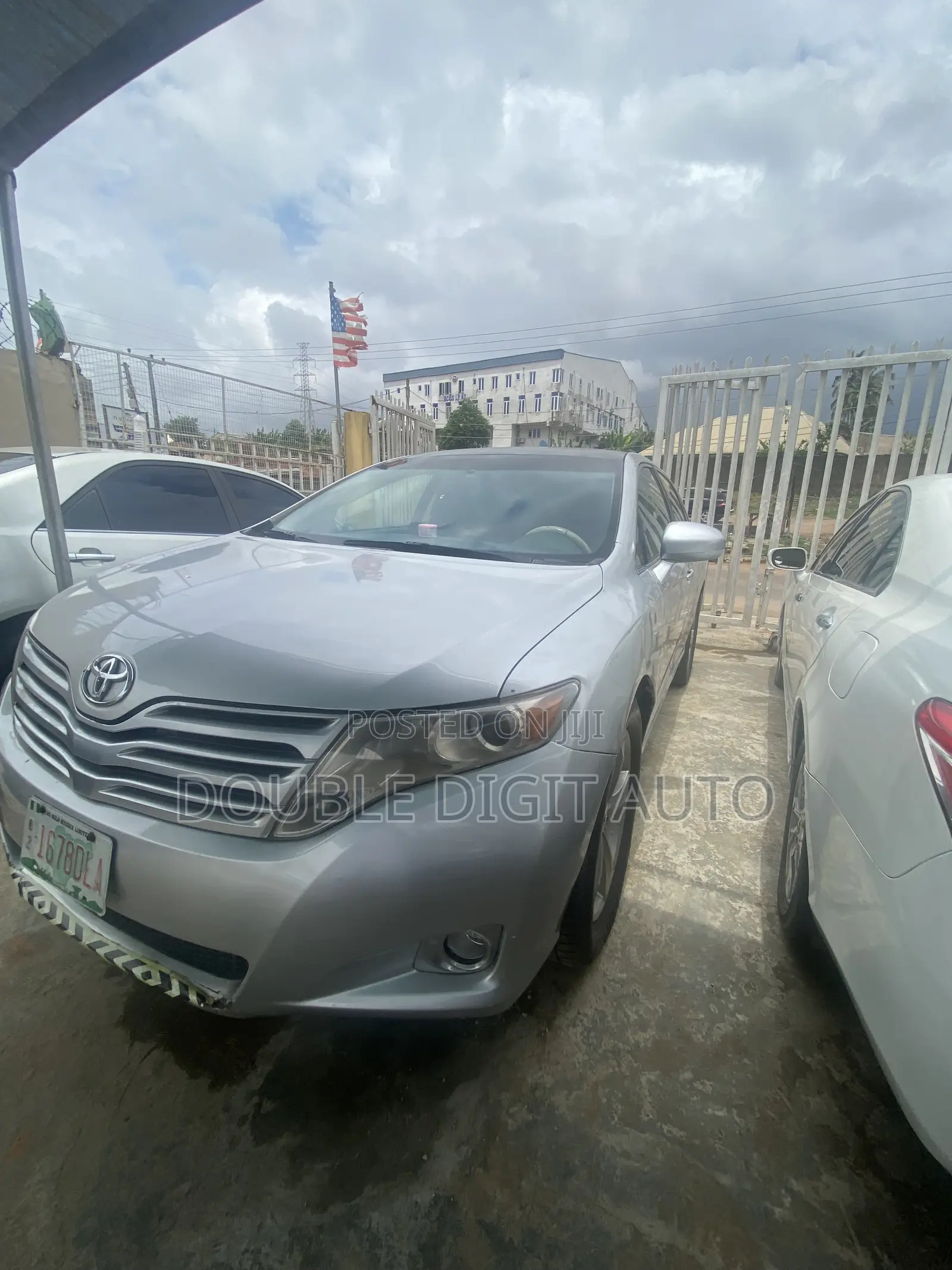 Toyota Venza 2010 Silver