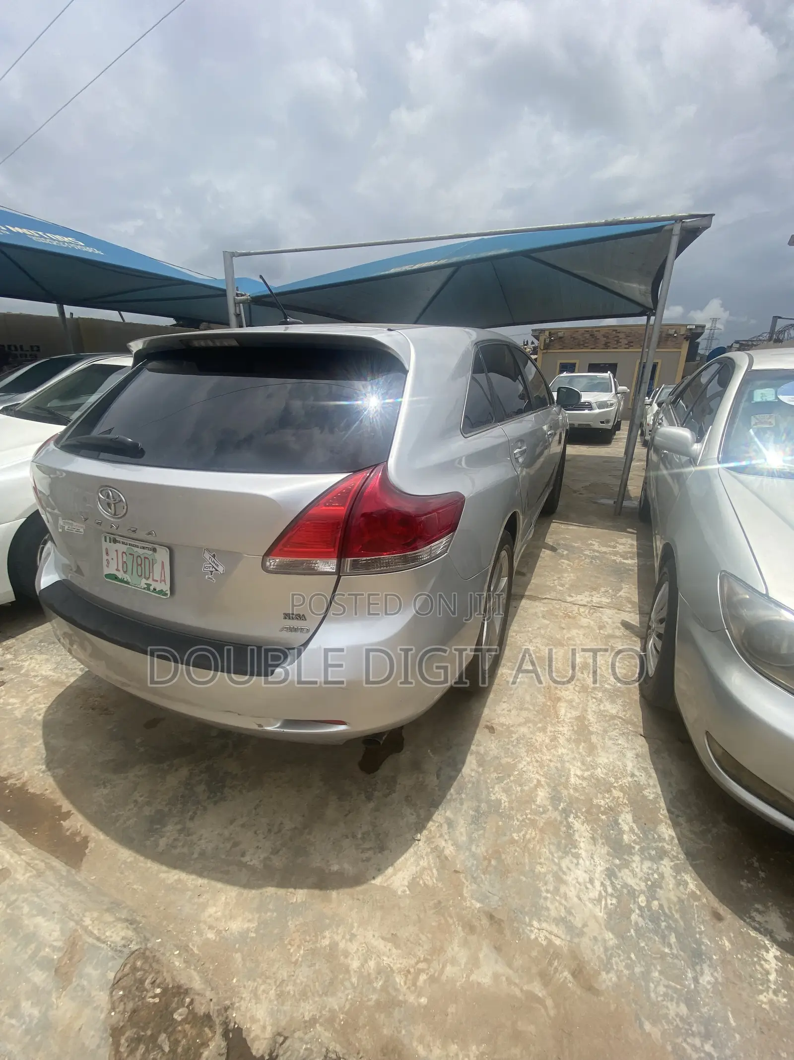 Toyota Venza 2010 Silver