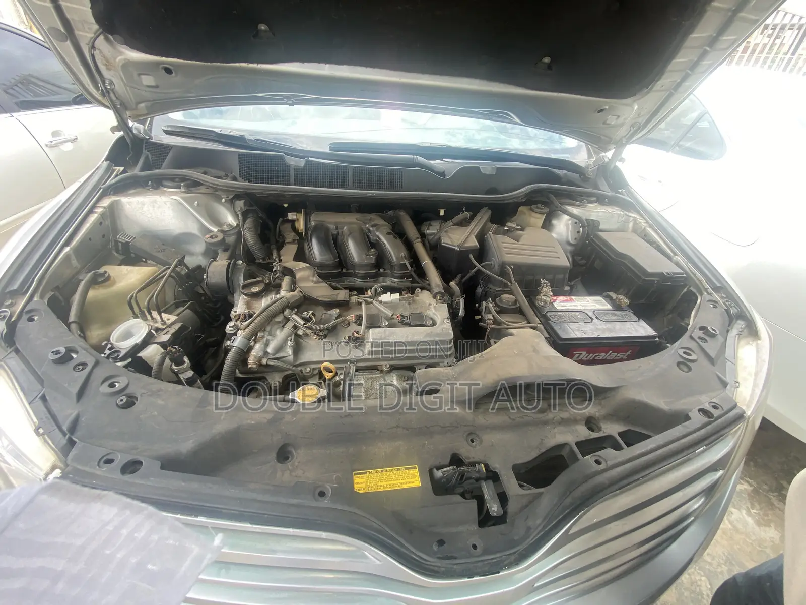 Toyota Venza 2010 Silver