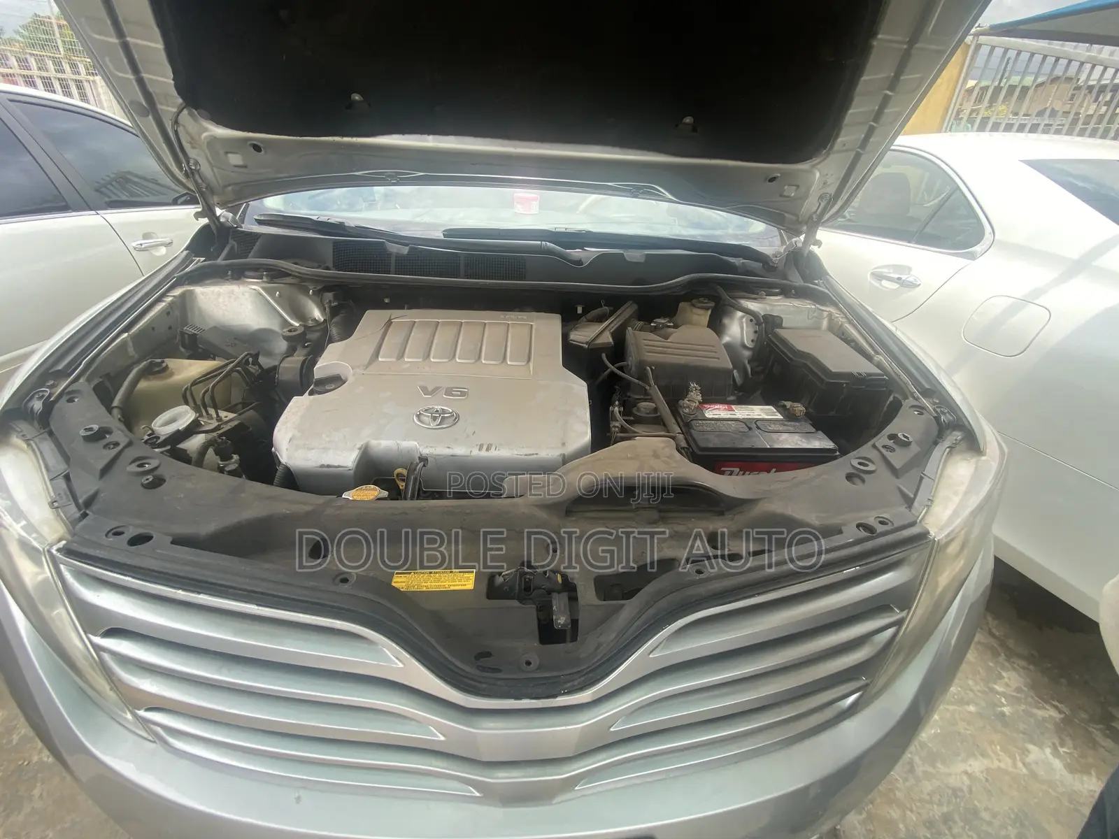 Toyota Venza 2010 Silver