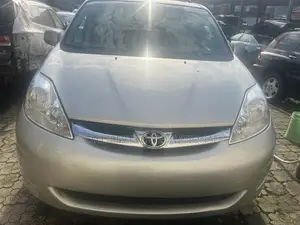 Toyota Sienna XLE Limited FWD 2006 Silver