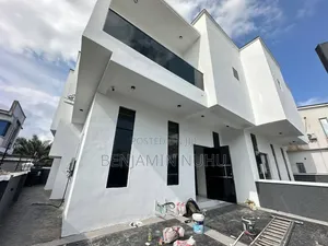 4bdrm Duplex in Orchid Road, Before, Lafiaji for rent