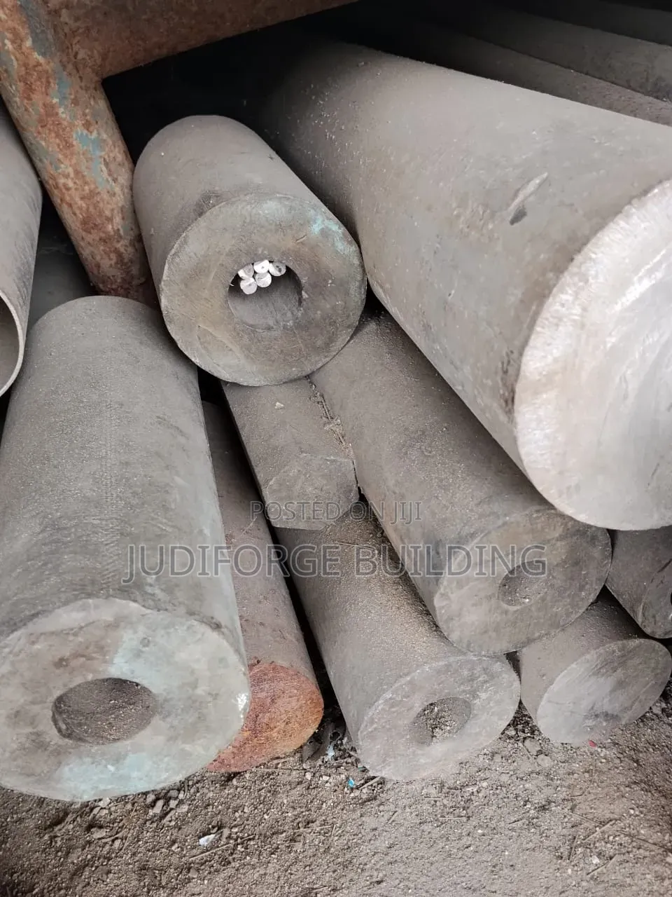 Bronze Pipes