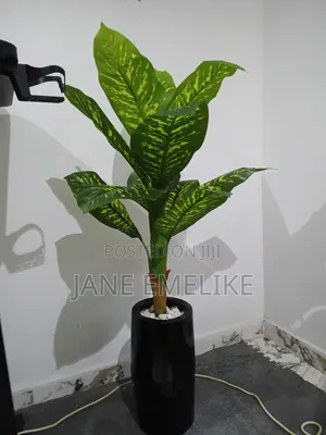 Artificial Green Plant Vase
