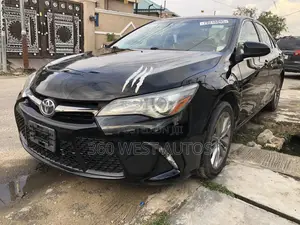 Toyota Camry SE 4dr Sedan (2.5L 4cyl 6A) 2016 Black