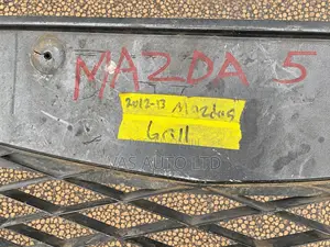 Mazda 5 2012–2013 Front Grille
