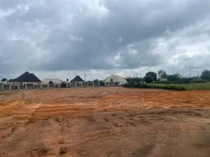 5 Plots of Land Is Available