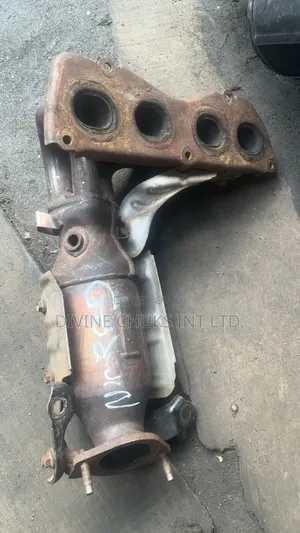 Catalyst for Honda MDX 2005, 2008, 2010 and 2015.